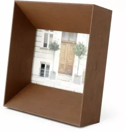 Brown Rubberwood Photo Frame 10x15 Cm Lookout - Umbra