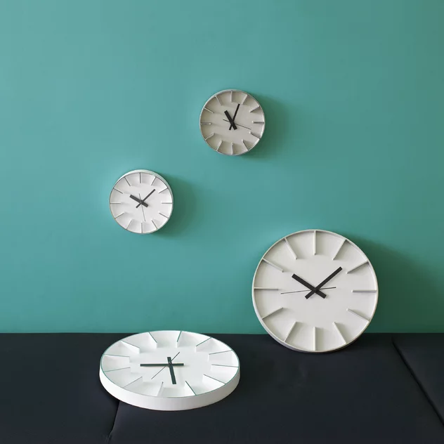 Aluminium Clock 18 cm Edge - Lemnos - Image 2